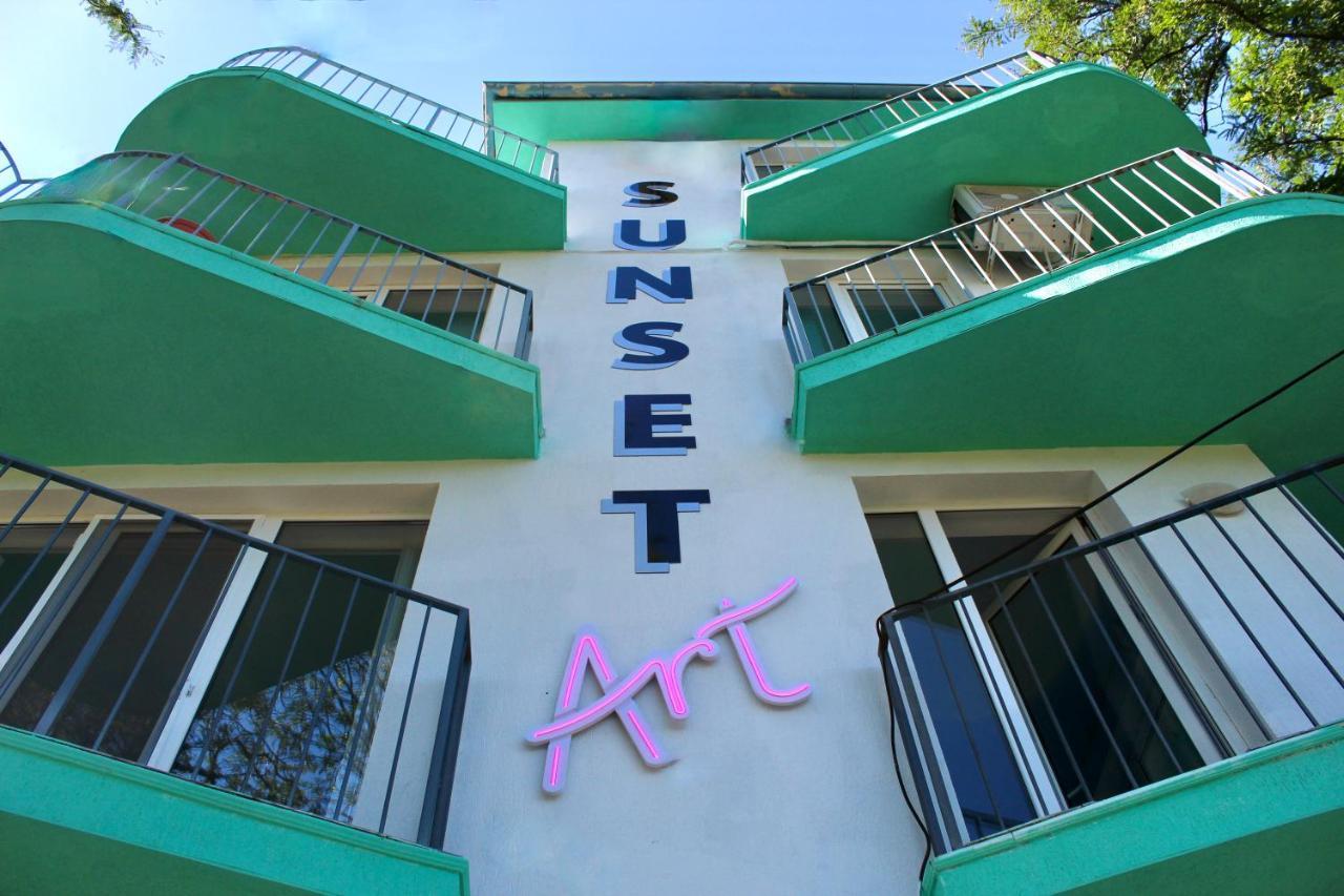 Sunset Art Beach Front Hotell Tsjernomorets Eksteriør bilde